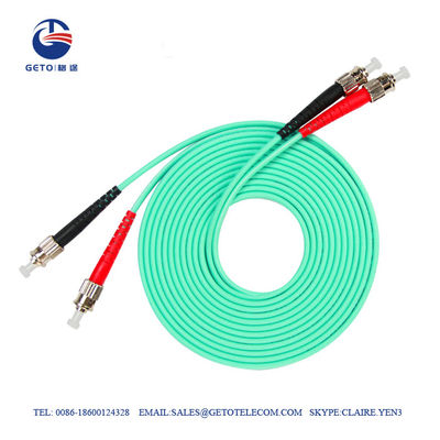 cordón de remiendo óptico de la fibra de 50/125um OM3 10G LSZH con varios modos de funcionamiento